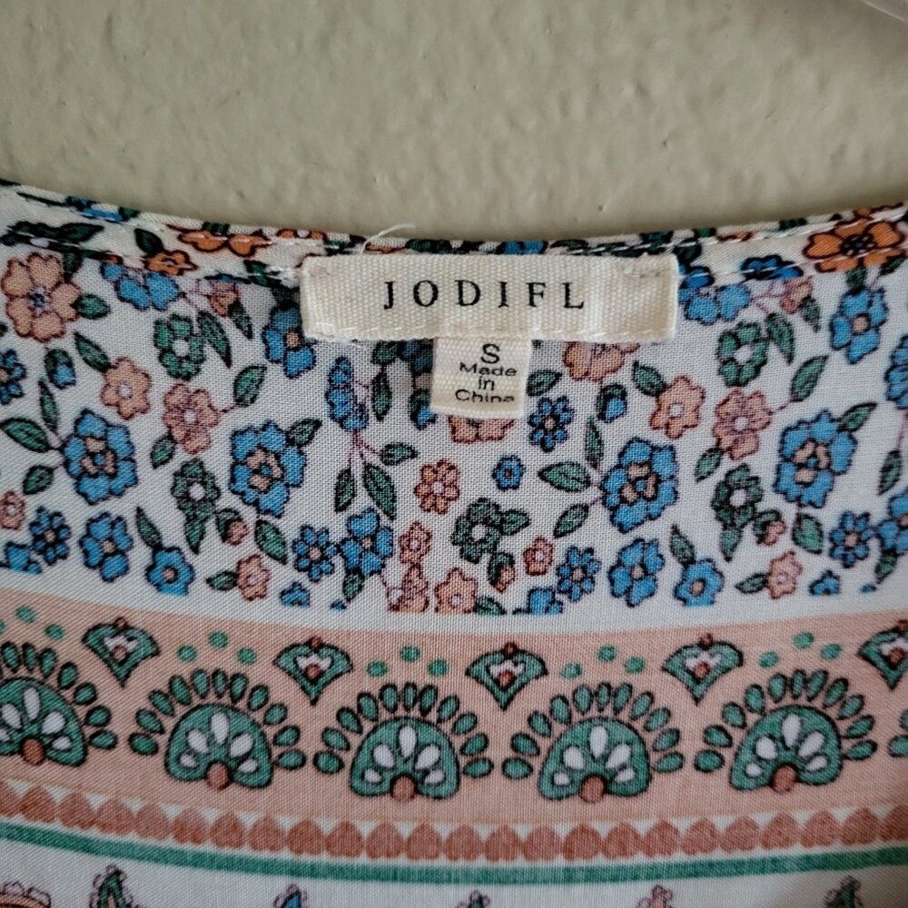 Jodifl Floral Boho‎ Top Small Rayon Flutter Sleeve Tassels Fits Up To Medium - Picture 4 of 7